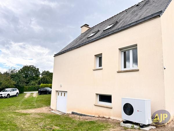 Location maison Plumelec : 985 € - AJP Immobilier Plumelec