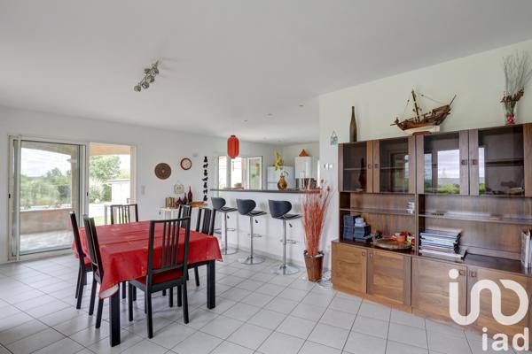 Maison à vendre 6 pièces 196 m² Massac-Séran