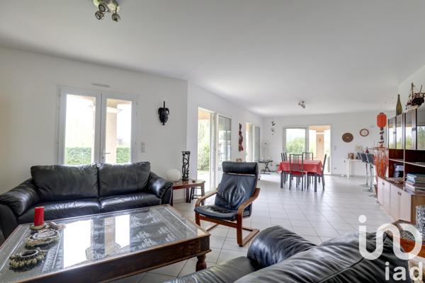 Maison à vendre 6 pièces 196 m² Massac-Séran