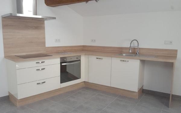 Appartement à louer    3 pièces • 55,01 m2 Carpentras