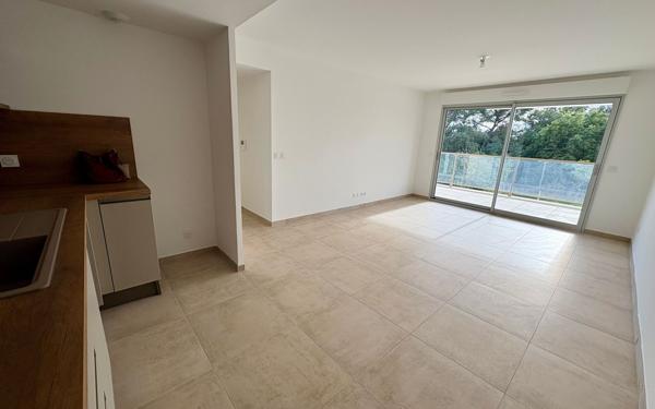 Appartement à louer    3 pièces • 61,14 m2 Villeneuve-Loubet