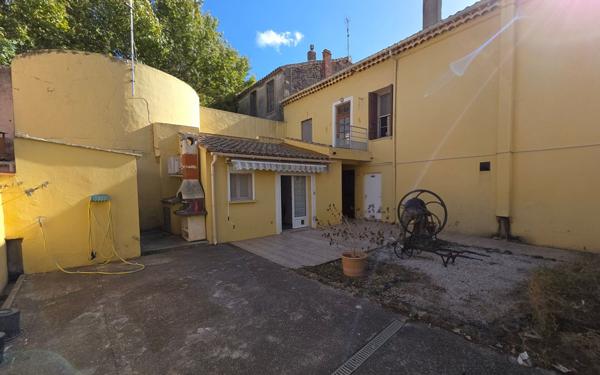 Maison à vendre    7 pièces •  Bessan