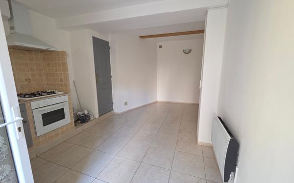 Maison à vendre    7 pièces •  Bessan