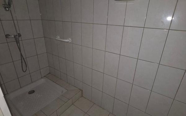 Maison à vendre    7 pièces •  Bessan