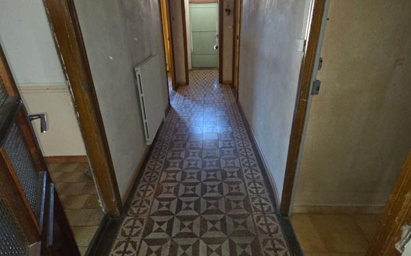 Maison à vendre    7 pièces •  Bessan