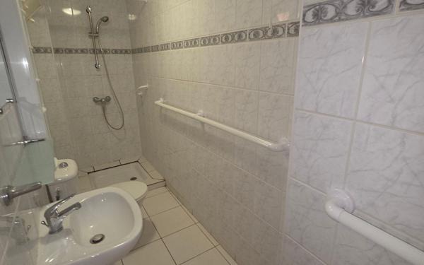 Maison à vendre    7 pièces •  Bessan