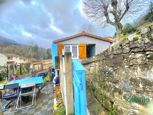 Charmante petite maison indépendante avec un terrain de 198 m2 proche d'Annonay à Satillieu Satillieu (07290)