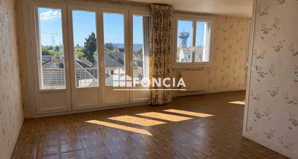 À vendre Appartement 5 pièces 90.44 m² - Gien 45500