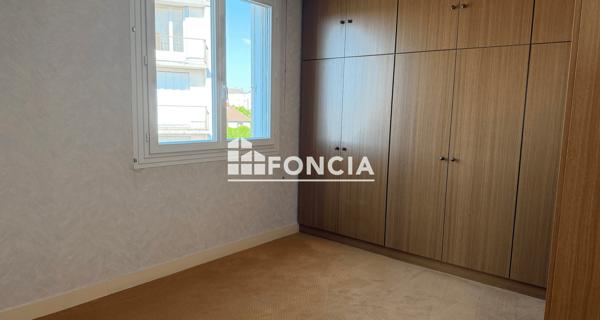 À vendre Appartement 5 pièces 90.44 m² - Gien 45500
