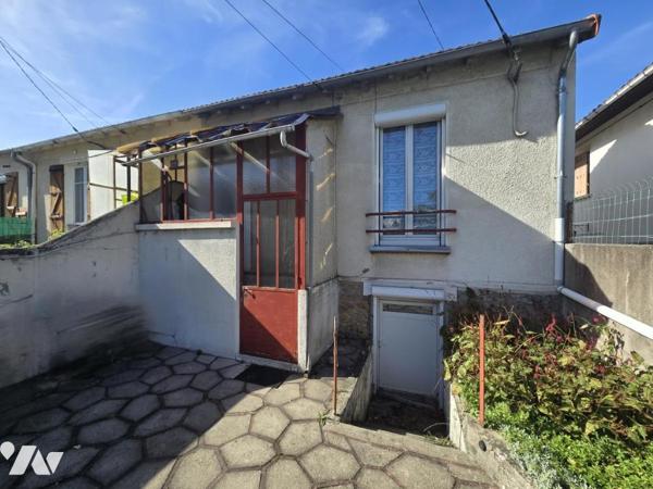 Dans le haut de VILLENEUVE SAINT GEORGES