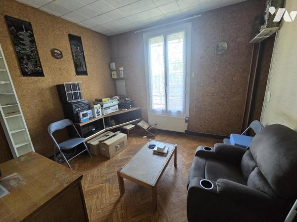 Dans le haut de VILLENEUVE SAINT GEORGES