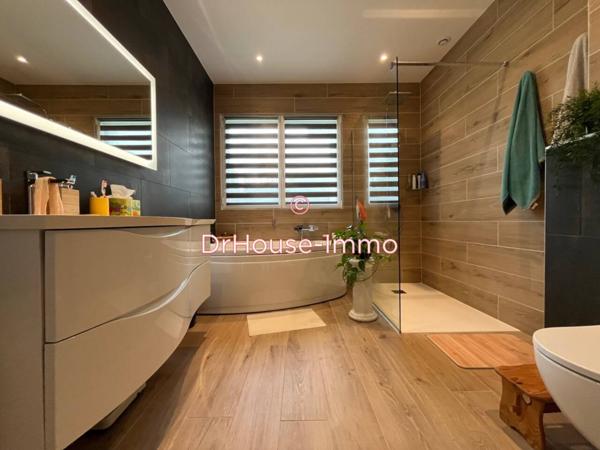 Maison à vendre 7 pièces de 236 m²