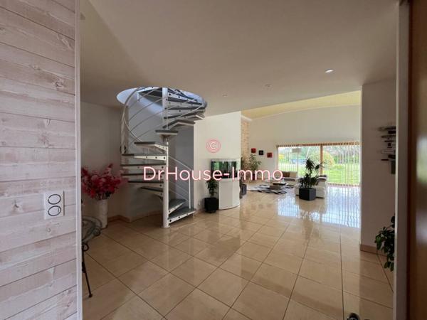 Maison à vendre 7 pièces de 236 m²