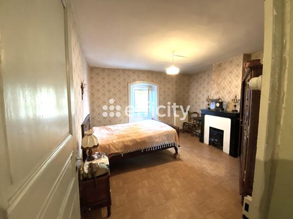 Maison 12 pièces - 270 m² Exclusivité efficity