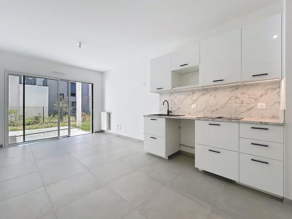 Charbonnieres : Charmant 2 pièces en rez de jardin de 40.61 m²