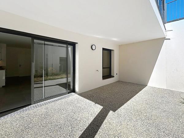 Charbonnieres : Charmant 2 pièces en rez de jardin de 40.61 m²