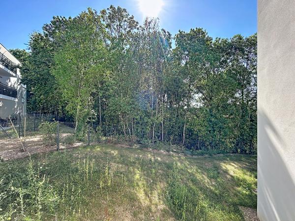 Charbonnieres : Charmant 2 pièces en rez de jardin de 40.61 m²
