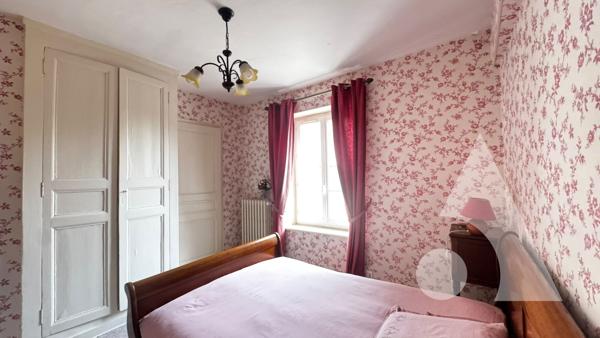 Maison 8 pièces 243.85 m2