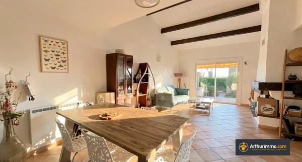 Vente                                                      Villa
                        
                     4 pièces                      73 m2                     à Nice