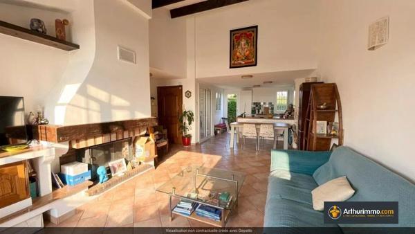 Vente                                                      Villa
                        
                     4 pièces                      73 m2                     à Nice