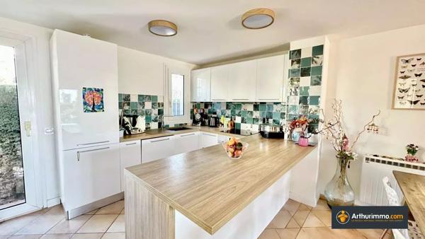 Vente                                                      Villa
                        
                     4 pièces                      73 m2                     à Nice