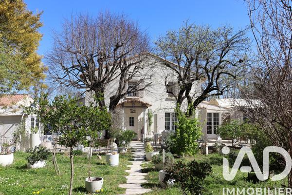 Maison à vendre 6 pièces 133,28 m² Avignon