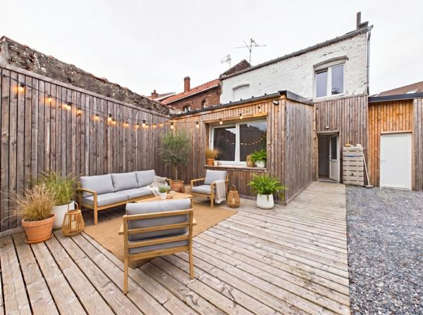 Maison
         4 pièces
        - 93 m² Exclusivité 239 000 € *