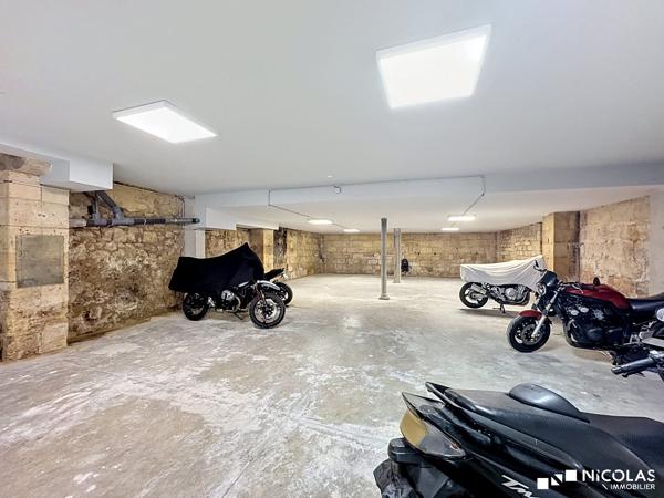 Garage 150 m² – Jardin Public / Paul-Doumer