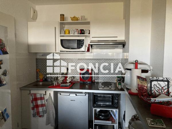 Location Appartement 2 pièces 41.59 m² - 2 RUE DES BRUYERES Avrille 49240