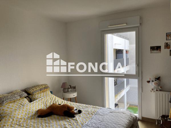 Location Appartement 2 pièces 41.59 m² - 2 RUE DES BRUYERES Avrille 49240