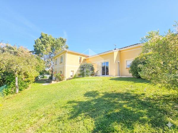 Maison T6 - Confort & Autonomie Énergétique dans résidence sécurisée