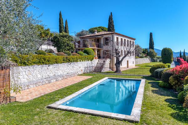 A Vendre NICE Côte d'Azur - Elégante Bastide - Vue mer panoramique