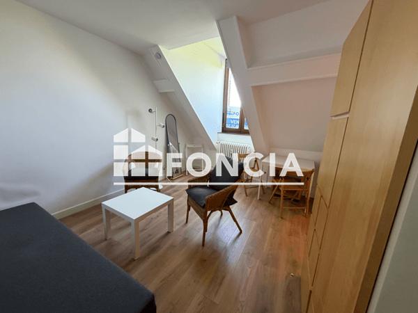 Location Studio meublé 14.11 m² - 23 RUE DAMARS Dreux 28100
