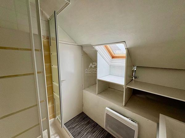 Maison 8 pièces à vendre à Neuville-sur-Oise - Réf 8385 440 000 € **  - Référence  8387