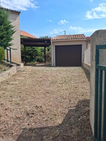 L'ESCALE – Maison individuelle avec véranda, garage et jardin arboré