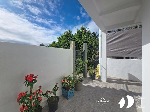 Appartement à louer 2 pièces, charges comprises, morne Saline (avant mare gaillard)