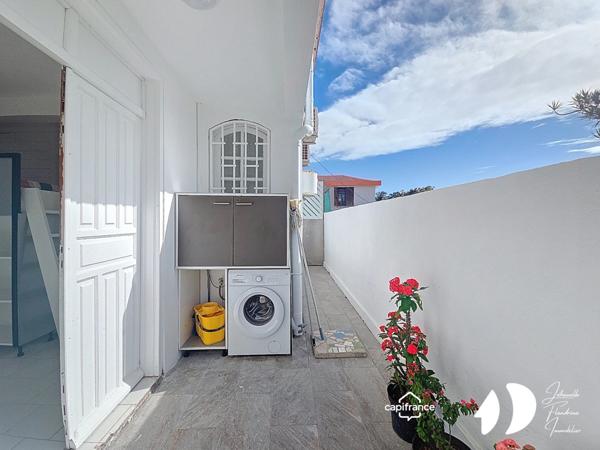 Appartement à louer 2 pièces, charges comprises, morne Saline (avant mare gaillard)