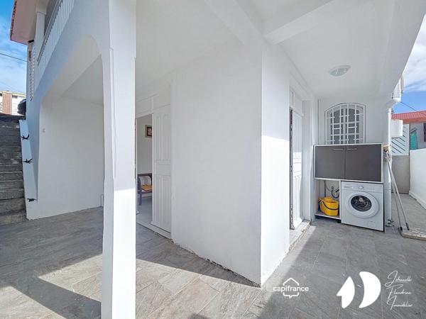 Appartement à louer 2 pièces, charges comprises, morne Saline (avant mare gaillard)