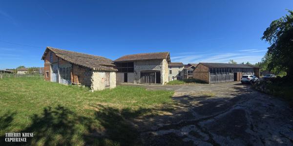 Propriété à fort potentiel – Hangars & bâtiments – 450 m² exploitables sur 2 000 m² de terrain – Changement de destination possible