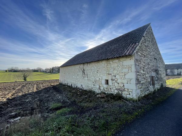 Grange en pierre avec beau potentiel - environnement campagne