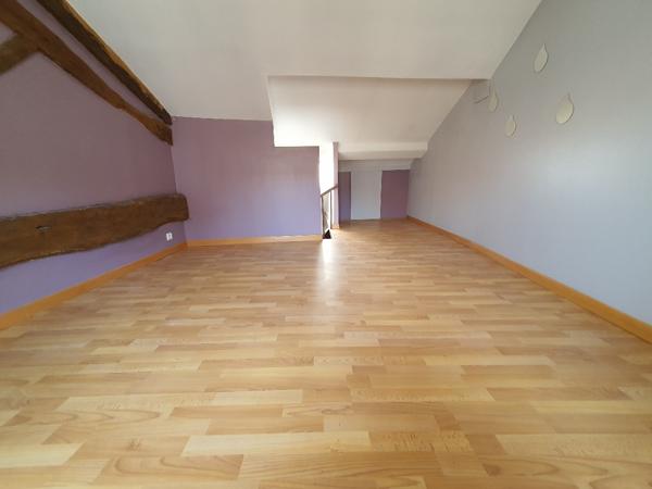 Appartement Villebois Lavalette 4 pièce(s) 97.20 m2