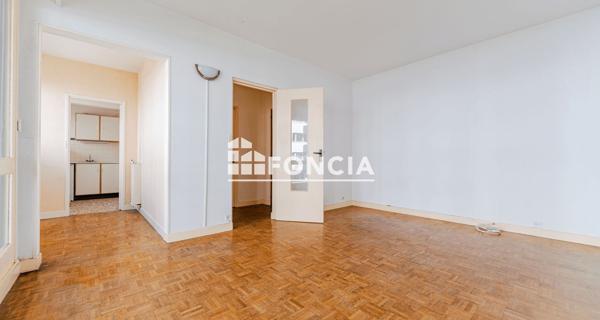 À vendre Studio 35 m² - Tours 37000