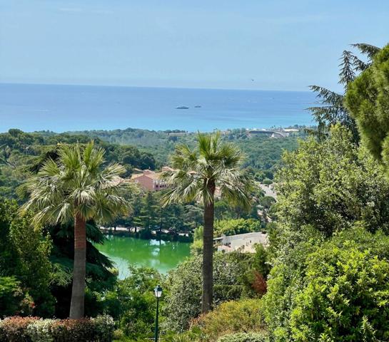 Appartement à vendre    3 pièces • 117 m2    Villeneuve-Loubet