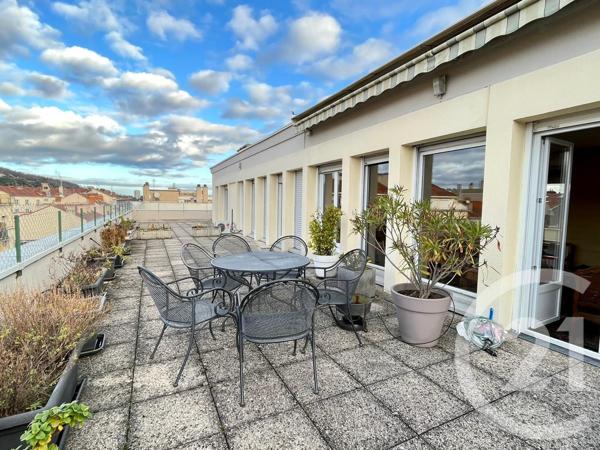 Appartement F6 à vendre  6 pièces - 138 m2 ST ETIENNE - 42