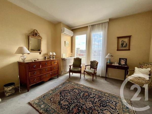 Appartement F6 à vendre  6 pièces - 138 m2 ST ETIENNE - 42