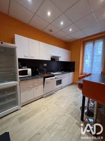 Maison à vendre 15 pièces 368 m² La Bourboule