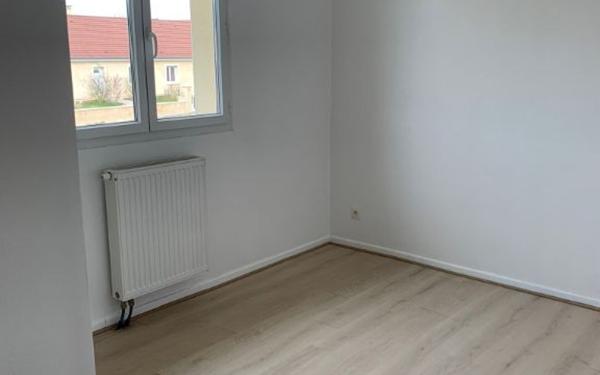 Maison à vendre    4 pièces • 80,64 m2 Nogent