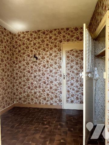 A VENDRE à SAINTE MAGNANCE (89420), à quelques kilomètres d'AVALLON (89200) :
Une maison d'hab...