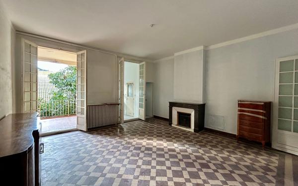 Appartement à vendre    4 pièces • 153 m2 Sète