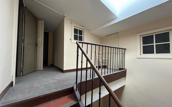 Appartement à vendre    4 pièces • 153 m2 Sète